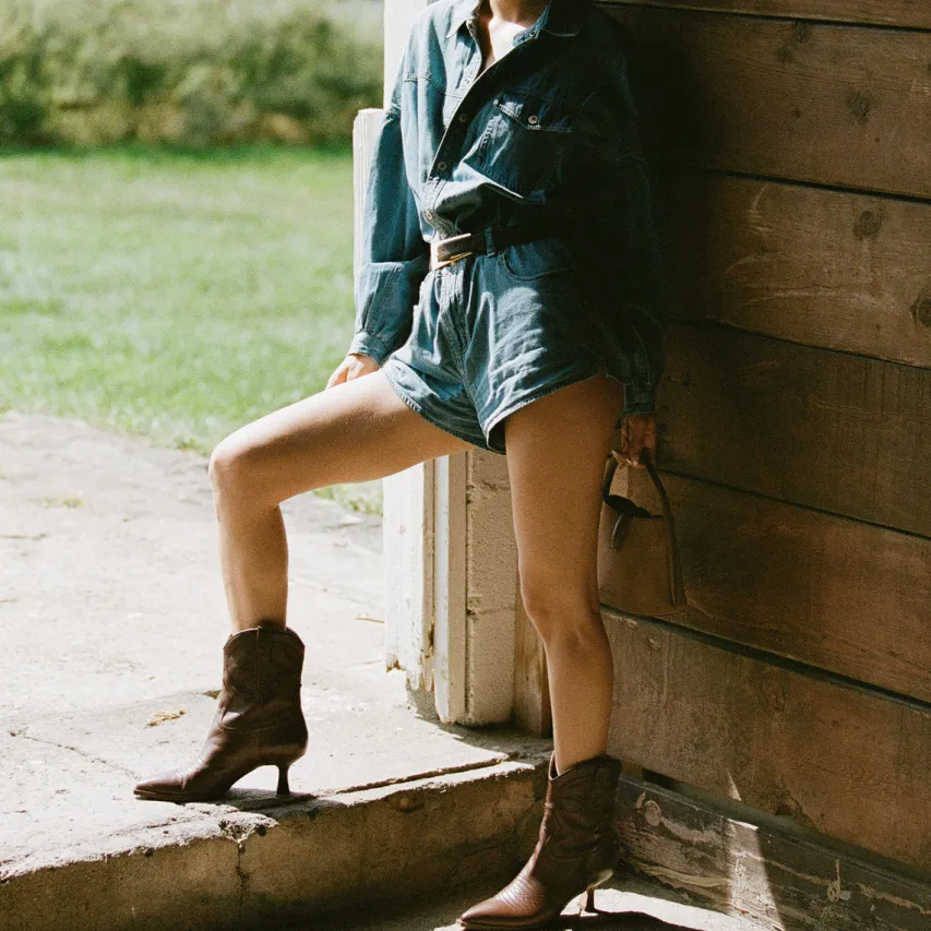 ANGEL BOOTIES CHOCOLATE LEATHER^Dolce Vita Hot