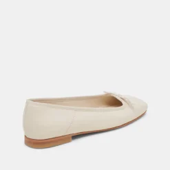 ANISA BALLET FLATS CREME CRINKLE PATENT^Dolce Vita New