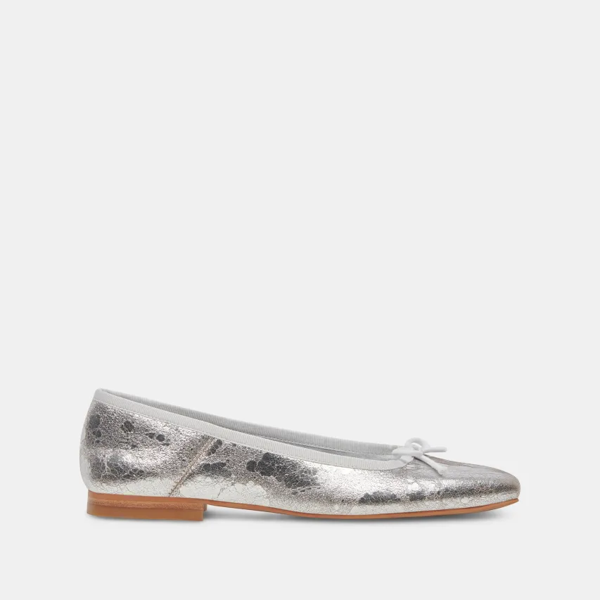 ANISA WIDE BALLET FLATS SILVER DISTRESSED LEATHER^Dolce Vita Online