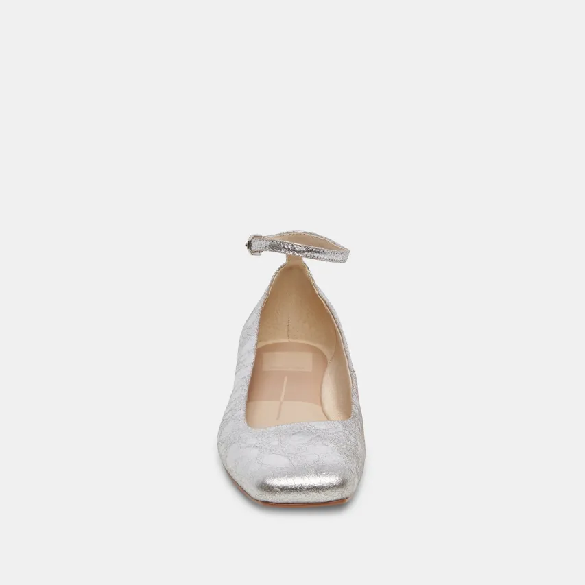 ASHYA BALLET FLATS SILVER DISTRESSED LEATHER^Dolce Vita Hot