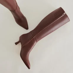AUGGIE BOOTS CHOCOLATE LEATHER^Dolce Vita Best