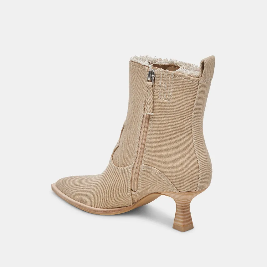 AUSTIN BOOTS SESAME DENIM^Dolce Vita Hot