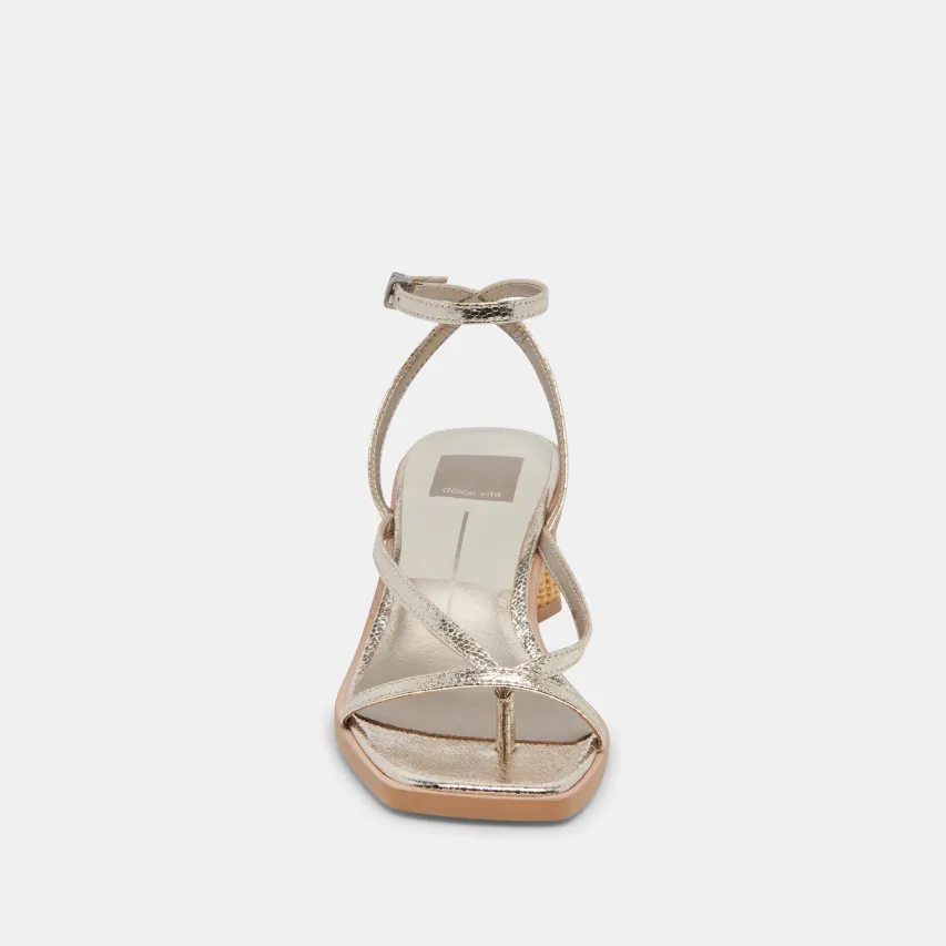 BANITA WIDE SANDALS LIGHT GOLD CRACKLED STELLA^Dolce Vita Fashion