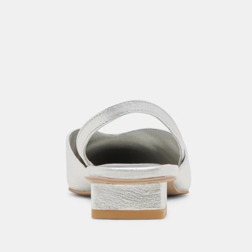 BYANCA FLATS SILVER DISTRESSED LEATHER^Dolce Vita Clearance