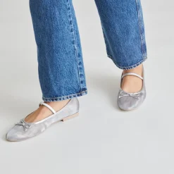 CADEL BALLET FLATS SILVER MESH^Dolce Vita Best