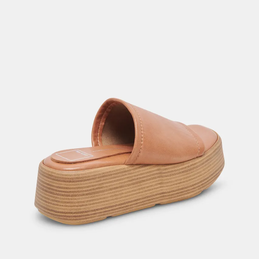 CANAL SANDALS TAN LEATHER^Dolce Vita Hot