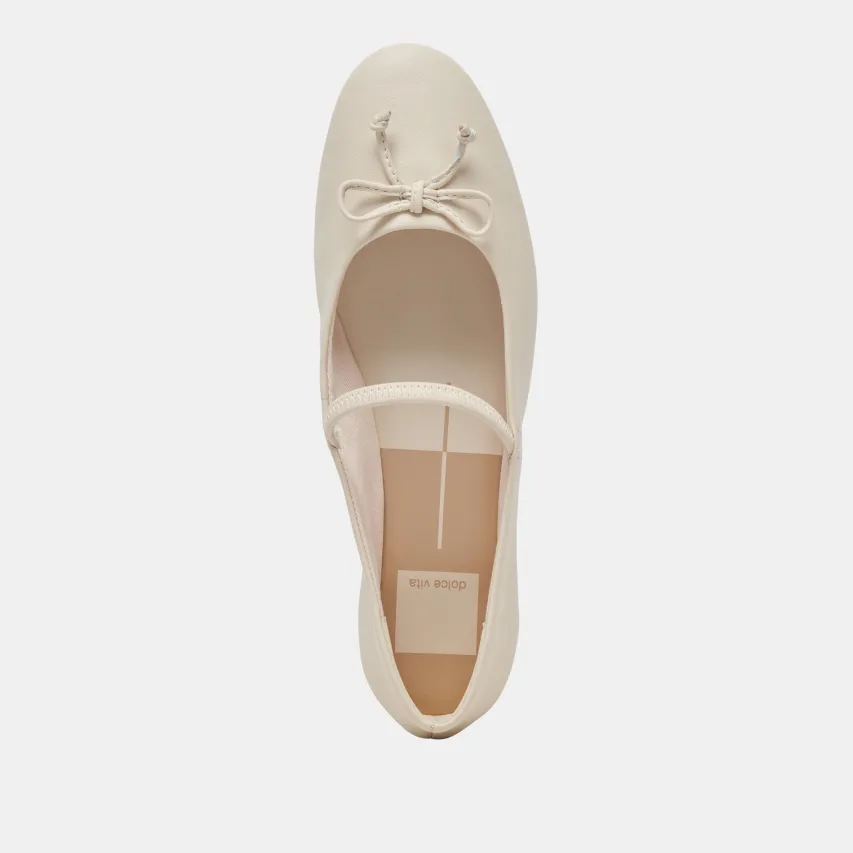 CARIN BALLET FLATS IVORY LEATHER^Dolce Vita New