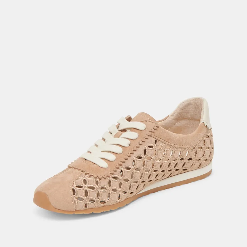 DANIE EYELET PERF SNEAKERS CAMEL SUEDE^Dolce Vita Best