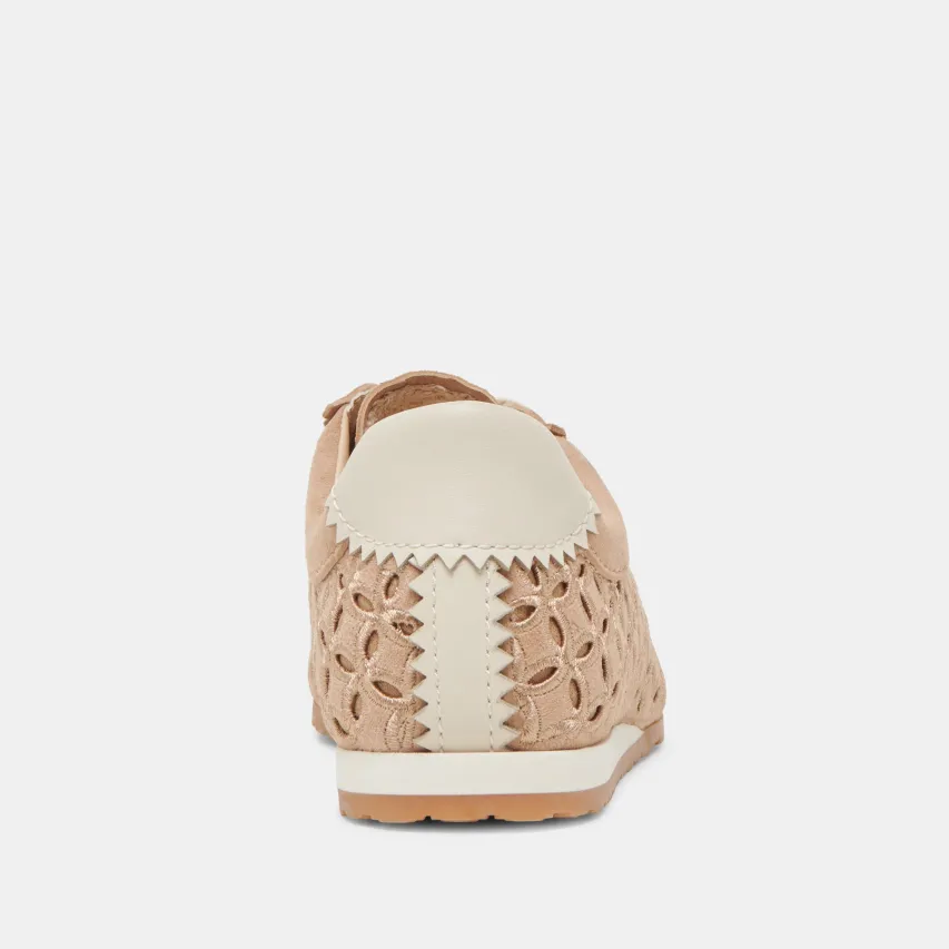 DANIE EYELET PERF SNEAKERS CAMEL SUEDE^Dolce Vita Best