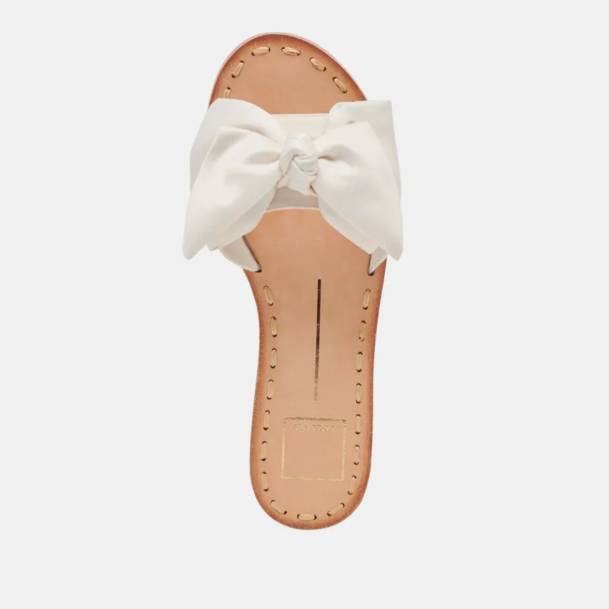 DARSEY SANDALS WHITE SATIN^Dolce Vita Best