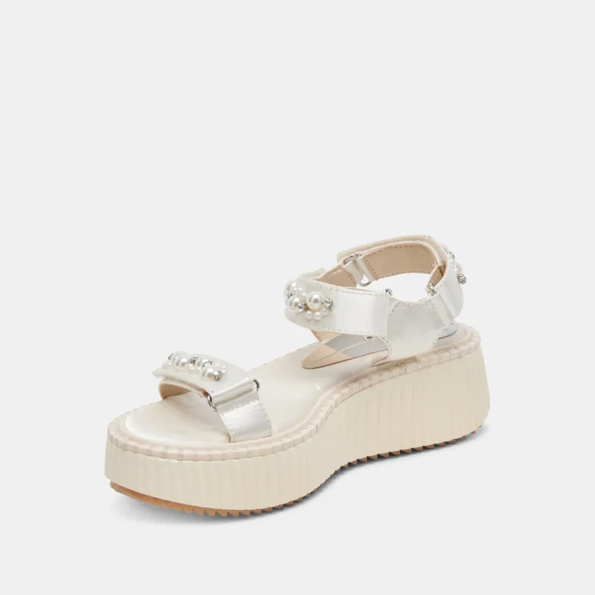 DEBRA PEARL SANDALS VANILLA PEARLS^Dolce Vita Best