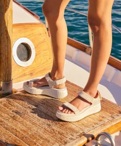 DEBRA SANDALS IVORY SUEDE^Dolce Vita Online