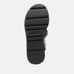 DUBAI STUD SANDALS MIDNIGHT CRINKLE PATENT^Dolce Vita Sale