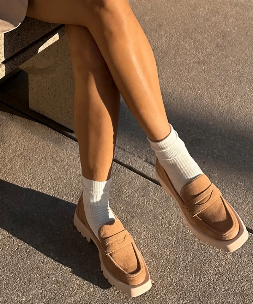 ELIAS FLATS TOFFEE SUEDE^Dolce Vita New