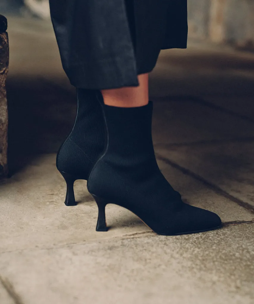 GLAMOR KNIT BOOTS BLACK KNIT^Dolce Vita Clearance