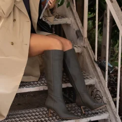 GYRA BOOTS DARK OLIVE LEATHER^Dolce Vita Clearance