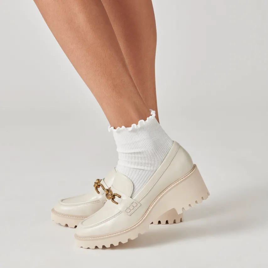 HARLEN LOAFERS IVORY CRINKLE PATENT^Dolce Vita Fashion