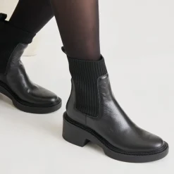 HILORA H2O BOOTS BLACK LEATHER^Dolce Vita New
