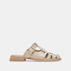 HIPPIE FLATS SAND CRINKLE PATENT^Dolce Vita Online