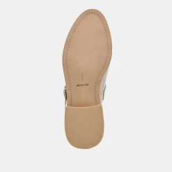 HIPPIE FLATS SAND CRINKLE PATENT^Dolce Vita Online