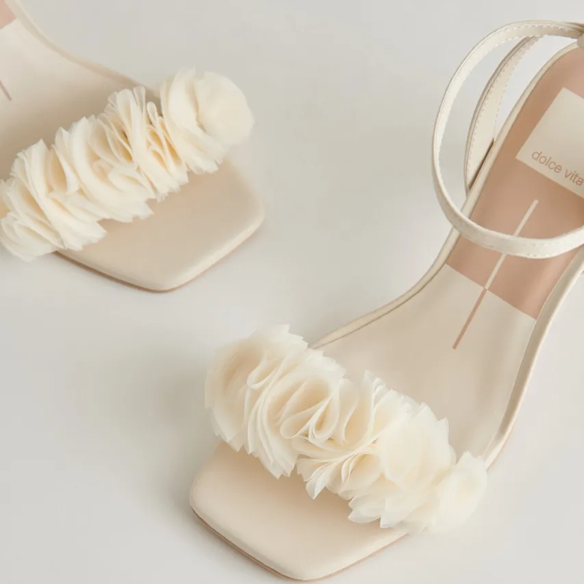 IESHA HEELS IVORY LEATHER^Dolce Vita Online