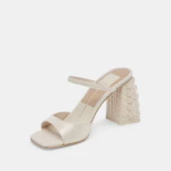 JEMMY PEARL HEELS VANILLA SILK^Dolce Vita Best