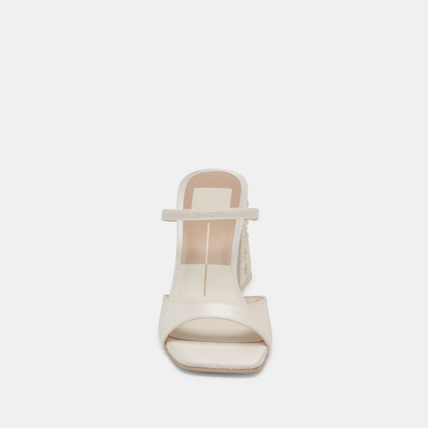 JEMMY PEARL HEELS VANILLA SILK^Dolce Vita Best