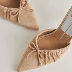 KAIRI HEELS CAMEL SUEDE^Dolce Vita Clearance