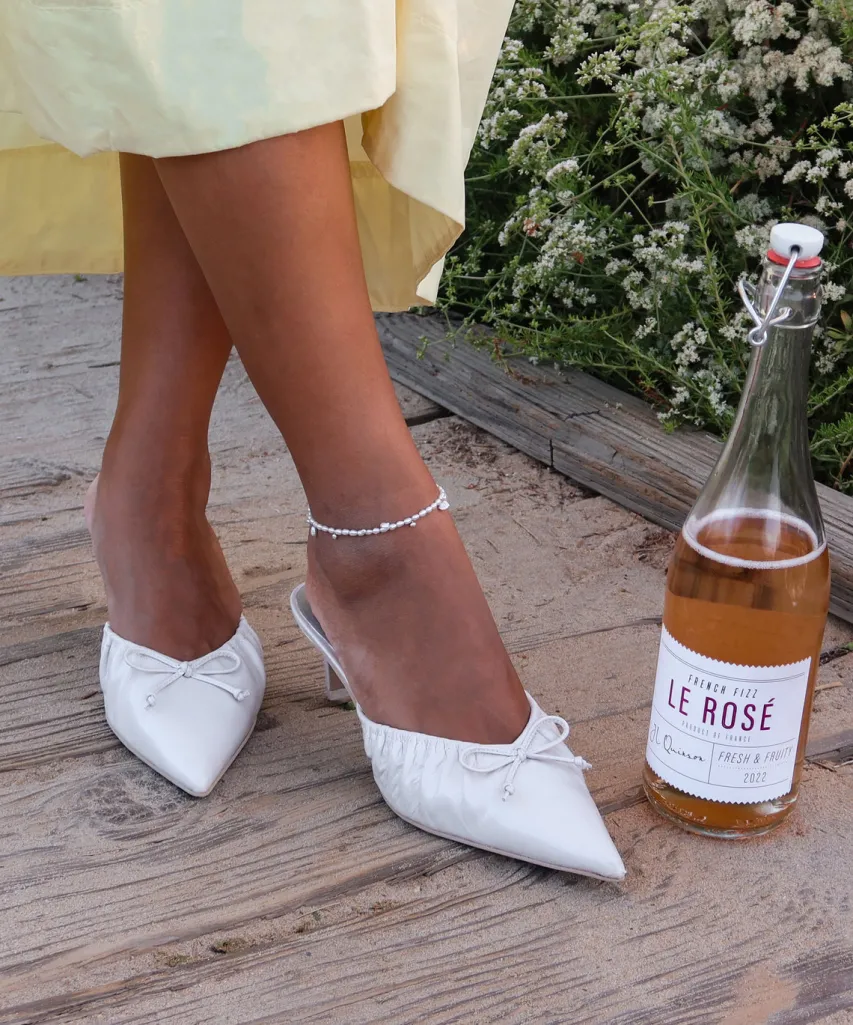 KAIRI MID HEELS IVORY CRINKLE PATENT^Dolce Vita Fashion