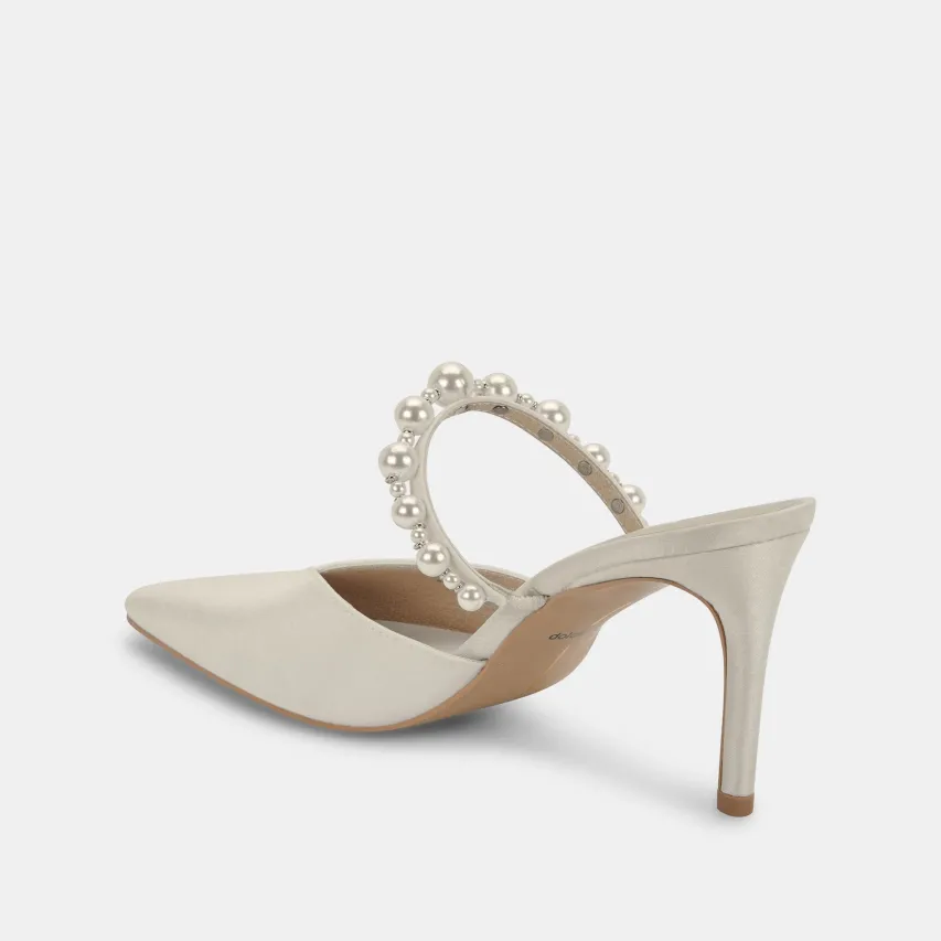 KANIKA PEARL WIDE HEELS VANILLA PEARLS^Dolce Vita Outlet