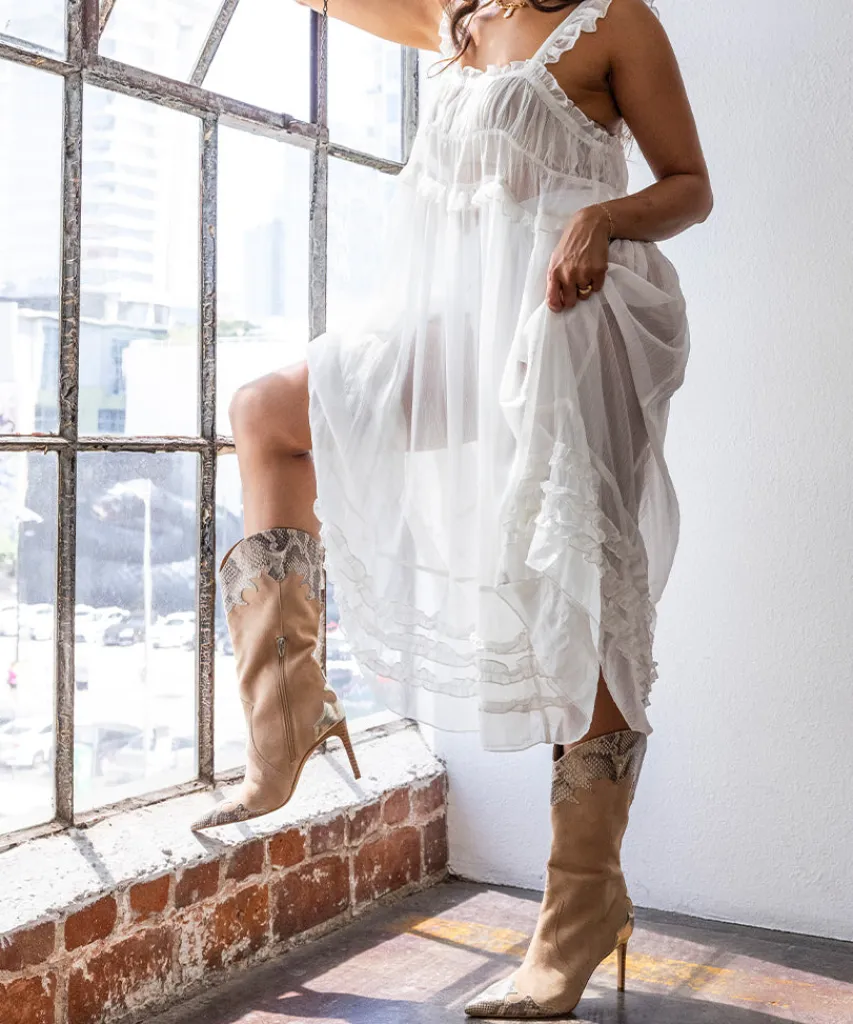 KASEDY BOOTS TAUPE MULTI SUEDE^Dolce Vita Fashion