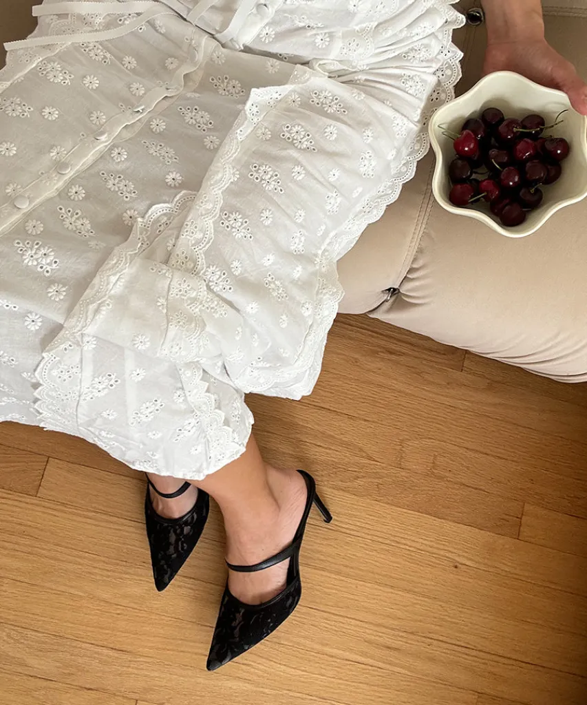KATIK HEELS BLACK FLORAL LACE^Dolce Vita Online
