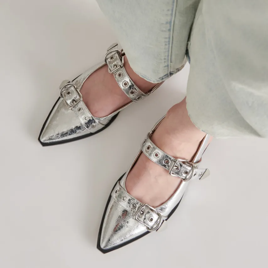 LABELL FLATS SILVER DISTRESSED LEATHER^Dolce Vita Best