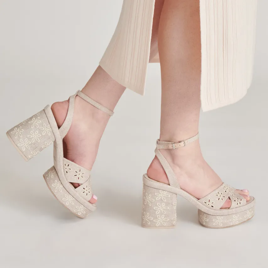 LAISHA HEELS ALMOND FLORAL EYELET^Dolce Vita New