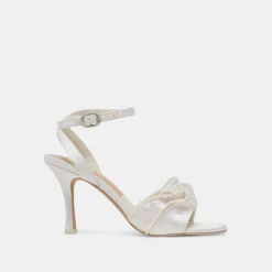 LUNETE PEARL HEELS VANILLA SATIN^Dolce Vita Outlet