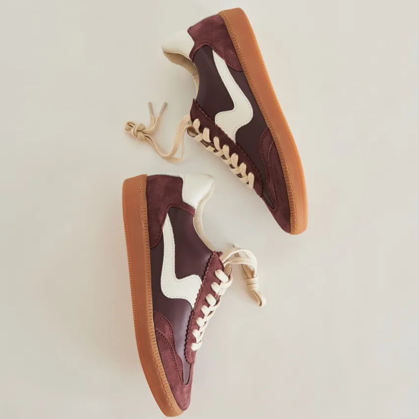 NOTICE SNEAKERS CRANBERRY SUEDE^Dolce Vita Hot