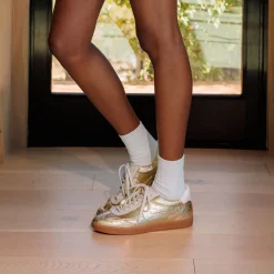 NOTICE SNEAKERS GOLD DISTRESSED LEATHER^Dolce Vita Sale