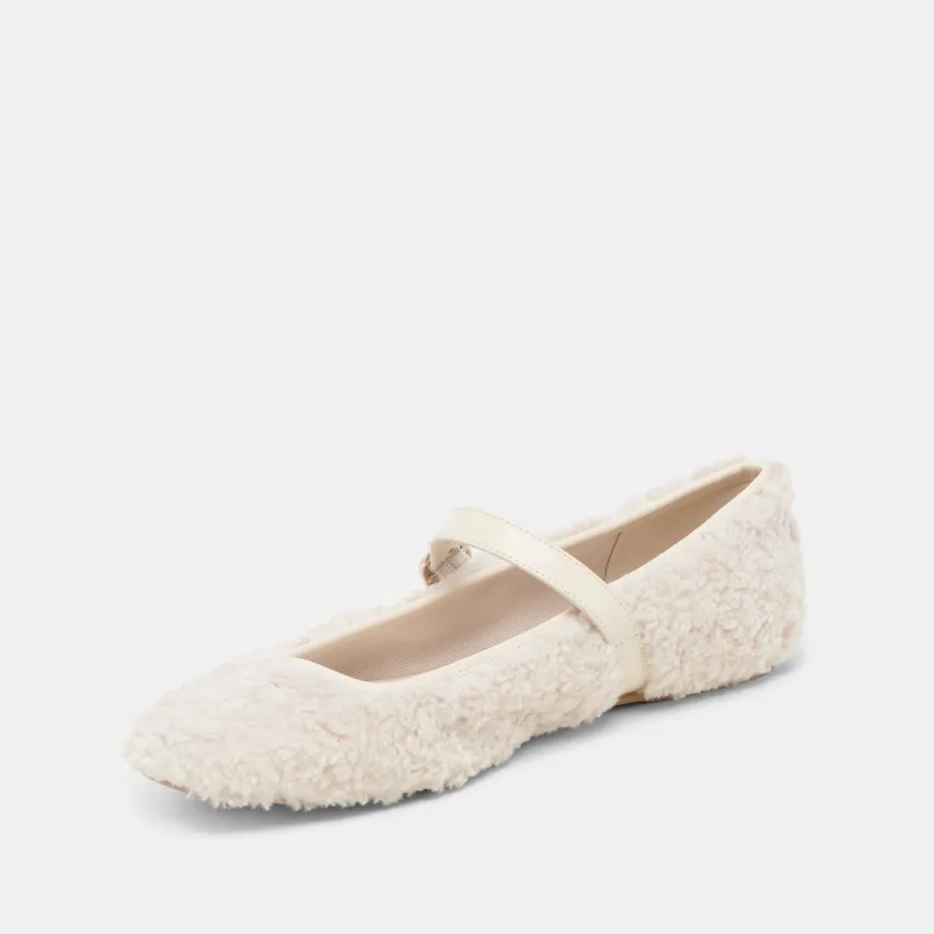 RODNI PLUSH BALLET FLATS CREME PLUSH^Dolce Vita New