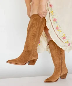 RYATT EXTRA WIDE CALF BOOTS PECAN SUEDE^Dolce Vita Online