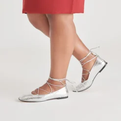 RYDER BALLET FLATS SILVER DISTRESSED LEATHER^Dolce Vita Outlet