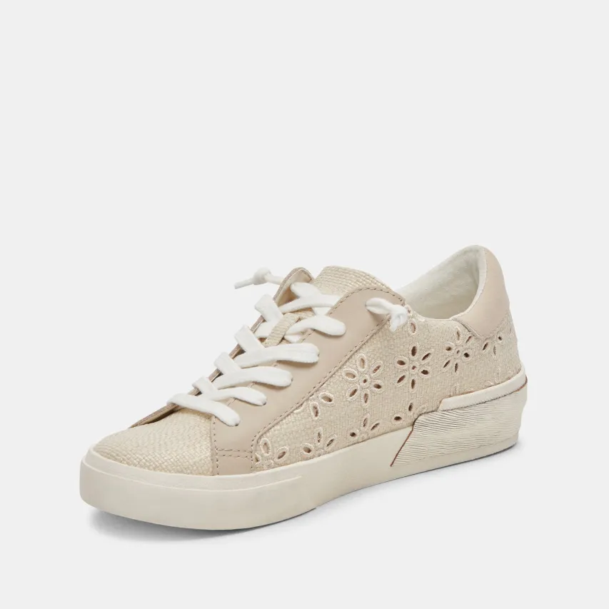 ZINA SNEAKERS OATMEAL FLORAL EYELET^Dolce Vita Hot